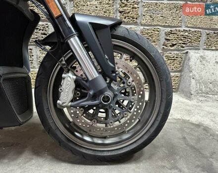 Дукати XDiavel, объемом двигателя 0 л и пробегом 15 тыс. км за 15200 $, фото 7 на Automoto.ua