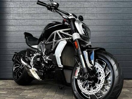 Черный Дукати XDiavel S Glossy , объемом двигателя 1.26 л и пробегом 5 тыс. км за 18000 $, фото 1 на Automoto.ua