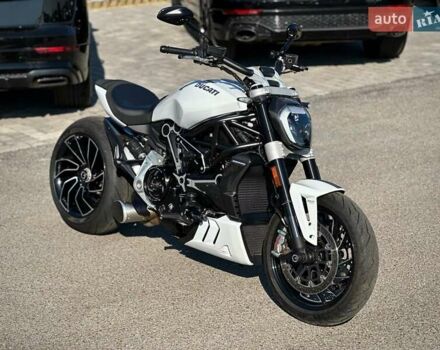 Дукати XDiavel S Glossy , объемом двигателя 1.26 л и пробегом 12 тыс. км за 22800 $, фото 12 на Automoto.ua