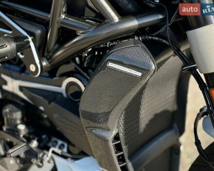 Дукати XDiavel S Glossy , объемом двигателя 1.26 л и пробегом 12 тыс. км за 22800 $, фото 9 на Automoto.ua