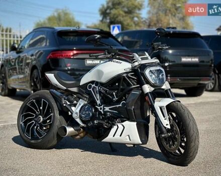 Дукати XDiavel S Glossy , объемом двигателя 1.26 л и пробегом 12 тыс. км за 22800 $, фото 3 на Automoto.ua