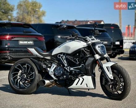 Дукати XDiavel S Glossy , объемом двигателя 1.26 л и пробегом 12 тыс. км за 22800 $, фото 5 на Automoto.ua