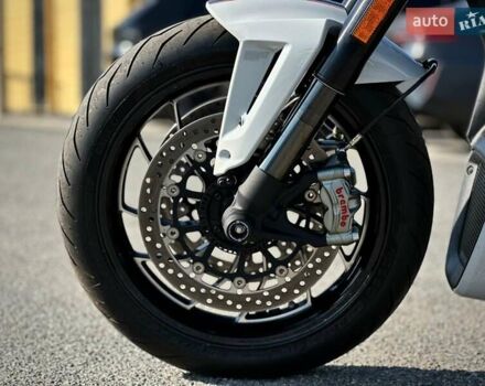 Дукати XDiavel S Glossy , объемом двигателя 1.26 л и пробегом 12 тыс. км за 22800 $, фото 10 на Automoto.ua