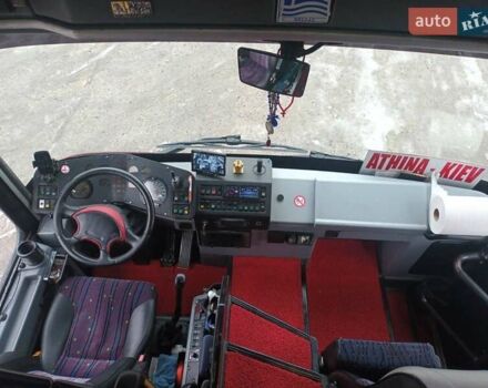 Красный ЕОС 180, объемом двигателя 12 л и пробегом 8 тыс. км за 16500 $, фото 3 на Automoto.ua