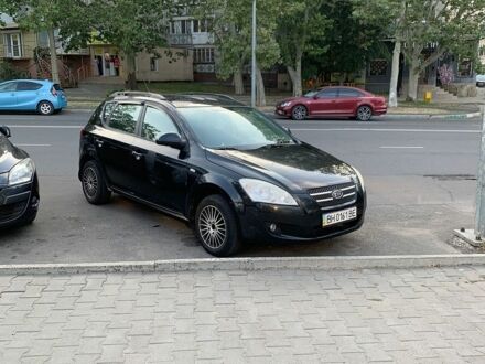 Білий ЕОС 200, об'ємом двигуна 11.97 л та пробігом 1 тис. км за 22000 $, фото 1 на Automoto.ua