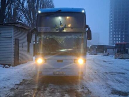 Синий ЕОС 200, объемом двигателя 12 л и пробегом 5 тыс. км за 14000 $, фото 1 на Automoto.ua