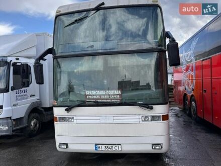 Белый ЕОС Коач, объемом двигателя 11.97 л и пробегом 100 тыс. км за 36000 $, фото 1 на Automoto.ua