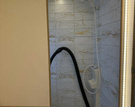 Білий Елдис Select Gold, об'ємом двигуна 0 л та пробігом 9 тис. км за 12209 $, фото 16 на Automoto.ua