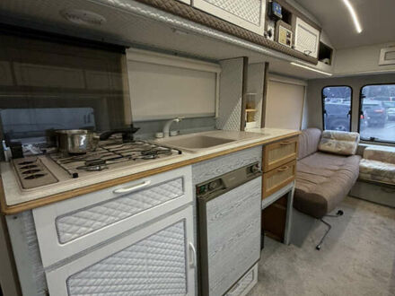 Белый Элдис Select Gold, объемом двигателя 0 л и пробегом 9 тыс. км за 12209 $, фото 1 на Automoto.ua