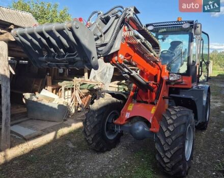 Червоний Еверан  2500F, об'ємом двигуна 3 л та пробігом 0 тис. км за 36000 $, фото 1 на Automoto.ua