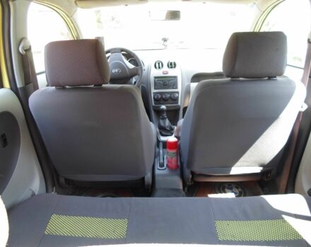 Желтый ФАВ В2, объемом двигателя 1.3 л и пробегом 130 тыс. км за 2400 $, фото 6 на Automoto.ua