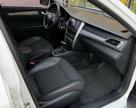 Белый ФАВ B30, объемом двигателя 1.6 л и пробегом 103 тыс. км за 8250 $, фото 15 на Automoto.ua