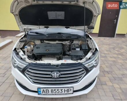 Белый ФАВ Besturn B30, объемом двигателя 1.6 л и пробегом 108 тыс. км за 7600 $, фото 3 на Automoto.ua