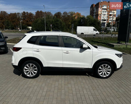 Белый ФАВ Besturn X40, объемом двигателя 1.6 л и пробегом 119 тыс. км за 8000 $, фото 14 на Automoto.ua