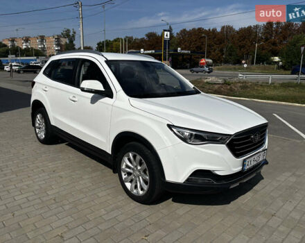 Белый ФАВ Besturn X40, объемом двигателя 1.6 л и пробегом 119 тыс. км за 8000 $, фото 16 на Automoto.ua