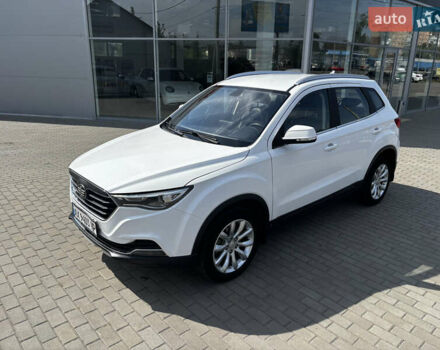 Белый ФАВ Besturn X40, объемом двигателя 1.6 л и пробегом 119 тыс. км за 8000 $, фото 4 на Automoto.ua