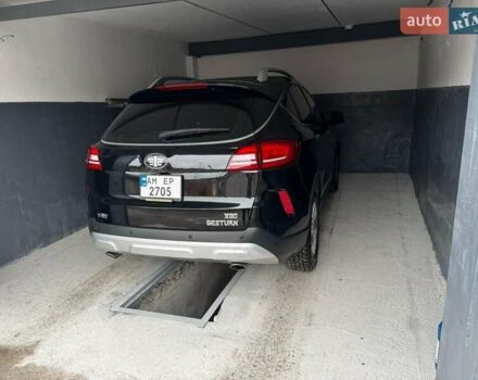 Черный ФАВ Besturn X80, объемом двигателя 2 л и пробегом 45 тыс. км за 12000 $, фото 1 на Automoto.ua