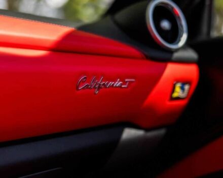 Сірий Феррарі California, об'ємом двигуна 3.9 л та пробігом 76 тис. км за 42500 $, фото 15 на Automoto.ua