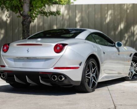 Сірий Феррарі California, об'ємом двигуна 3.9 л та пробігом 76 тис. км за 42500 $, фото 6 на Automoto.ua