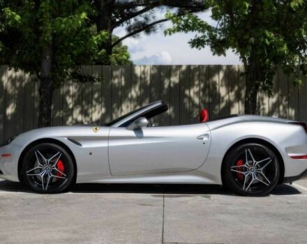 Сірий Феррарі California, об'ємом двигуна 3.9 л та пробігом 76 тис. км за 42500 $, фото 3 на Automoto.ua