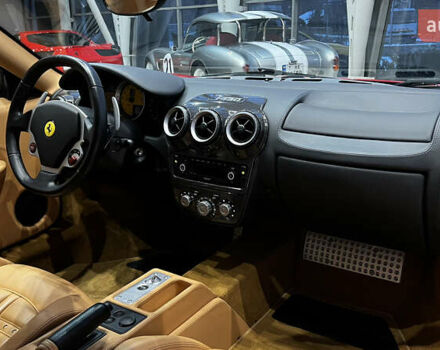 Красный Феррари Ф430, объемом двигателя 4.29 л и пробегом 21 тыс. км за 135000 $, фото 19 на Automoto.ua