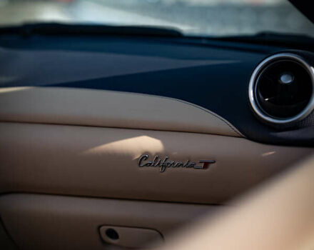 Синий Феррари California T, объемом двигателя 3.9 л и пробегом 25 тыс. км за 159999 $, фото 8 на Automoto.ua