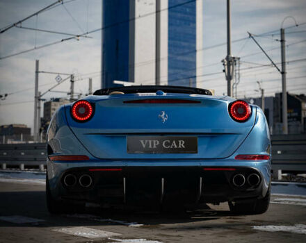 Синий Феррари California T, объемом двигателя 3.9 л и пробегом 25 тыс. км за 159999 $, фото 2 на Automoto.ua