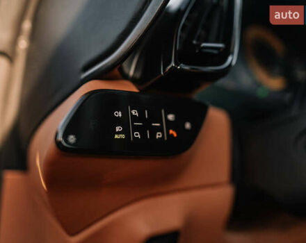 Синий Феррари Roma, объемом двигателя 3.9 л и пробегом 33 тыс. км за 229666 $, фото 27 на Automoto.ua