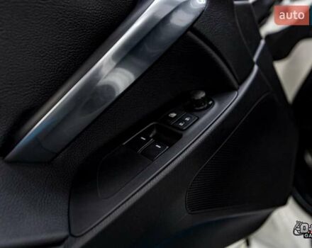 Білий Фіат 124, об'ємом двигуна 1.37 л та пробігом 38 тис. км за 19000 $, фото 16 на Automoto.ua