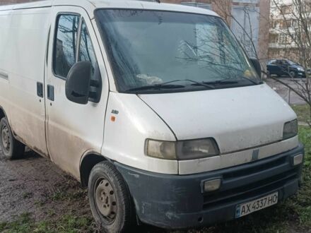 Белый Фиат 124, объемом двигателя 2.8 л и пробегом 1000 тыс. км за 2100 $, фото 1 на Automoto.ua