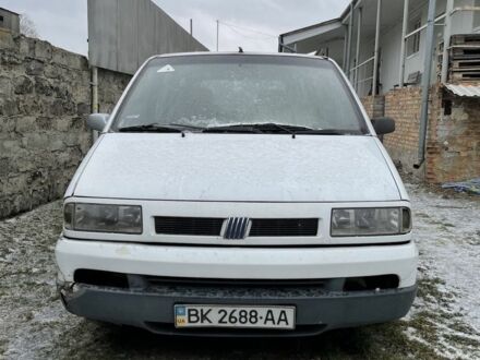 Фіат 124 2000 у Рівному на Automoto.ua Білий Фіат 124, об'ємом двигуна 2 л та пробігом 300 тис. км за 1000 $, фото 1 на Automoto.ua