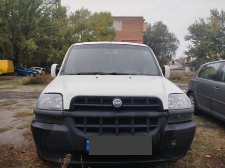 Фиат 124 2004 в Кропивницком (Кировограде) на Automoto.ua Белый Фиат 124, объемом двигателя 0 л и пробегом 343 тыс. км за 3900 $, фото 1 на Automoto.ua