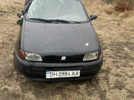 Фіат 124 1995 у Миколаєві на Automoto.ua Чорний Фіат 124, об'ємом двигуна 1.2 л та пробігом 260 тис. км за 647 $, фото 1 на Automoto.ua