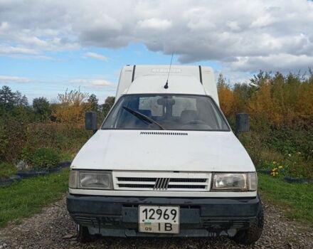 Белый Фиат 130, объемом двигателя 1.3 л и пробегом 200 тыс. км за 450 $, фото 1 на Automoto.ua