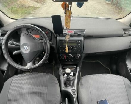 Зеленый Фиат 2300, объемом двигателя 1.2 л и пробегом 430 тыс. км за 1900 $, фото 7 на Automoto.ua