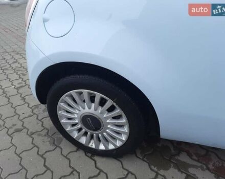 Білий Фіат 500, об'ємом двигуна 1.2 л та пробігом 237 тис. км за 4990 $, фото 6 на Automoto.ua
