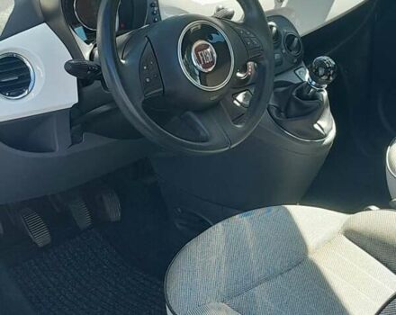 Білий Фіат 500, об'ємом двигуна 1.24 л та пробігом 165 тис. км за 5499 $, фото 4 на Automoto.ua