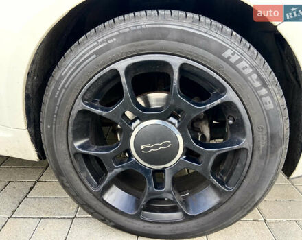 Білий Фіат 500, об'ємом двигуна 1.24 л та пробігом 165 тис. км за 8900 $, фото 23 на Automoto.ua