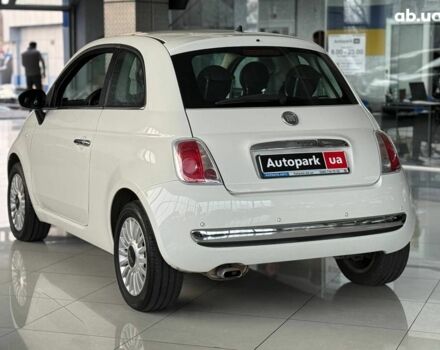 Белый Фиат 500, объемом двигателя 1.4 л и пробегом 100 тыс. км за 6790 $, фото 4 на Automoto.ua