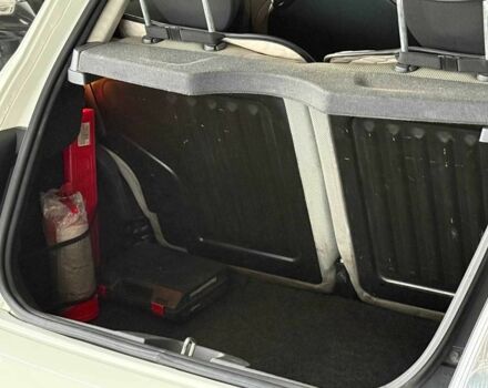 Белый Фиат 500, объемом двигателя 1.4 л и пробегом 100 тыс. км за 6940 $, фото 11 на Automoto.ua