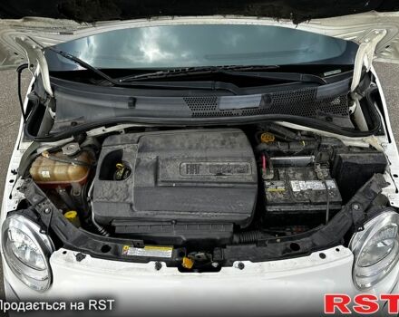 Білий Фіат 500, об'ємом двигуна 1.4 л та пробігом 195 тис. км за 7200 $, фото 9 на Automoto.ua