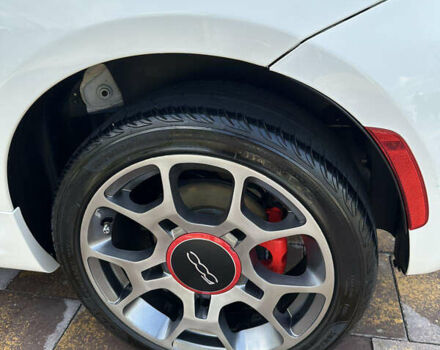 Білий Фіат 500, об'ємом двигуна 1.4 л та пробігом 79 тис. км за 10500 $, фото 11 на Automoto.ua