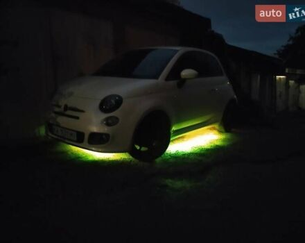 Білий Фіат 500, об'ємом двигуна 1.37 л та пробігом 71 тис. км за 10500 $, фото 11 на Automoto.ua