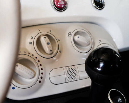 Білий Фіат 500, об'ємом двигуна 1.4 л та пробігом 129 тис. км за 7500 $, фото 11 на Automoto.ua