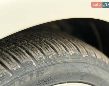 Белый Фиат 500, объемом двигателя 1.37 л и пробегом 192 тыс. км за 9800 $, фото 8 на Automoto.ua