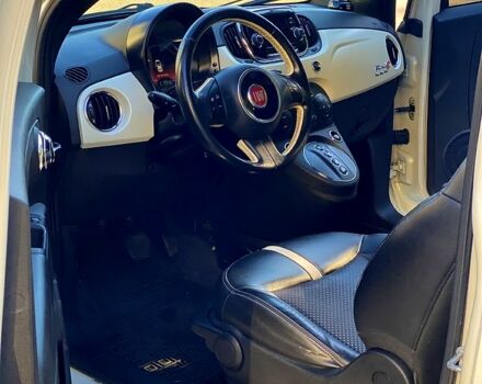 Белый Фиат 500, объемом двигателя 0 л и пробегом 121 тыс. км за 7950 $, фото 4 на Automoto.ua