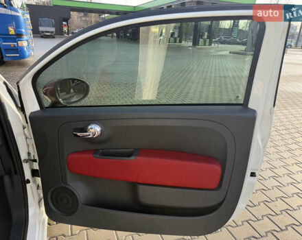 Белый Фиат 500, объемом двигателя 1.37 л и пробегом 107 тыс. км за 9200 $, фото 39 на Automoto.ua