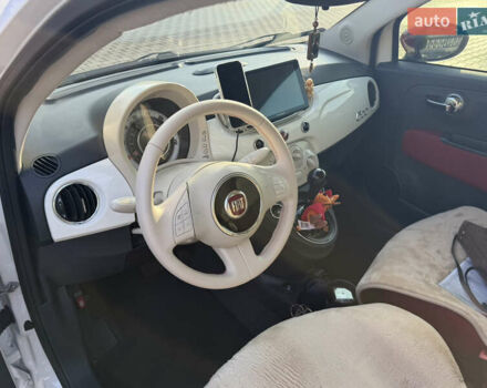 Белый Фиат 500, объемом двигателя 1.37 л и пробегом 107 тыс. км за 9200 $, фото 12 на Automoto.ua