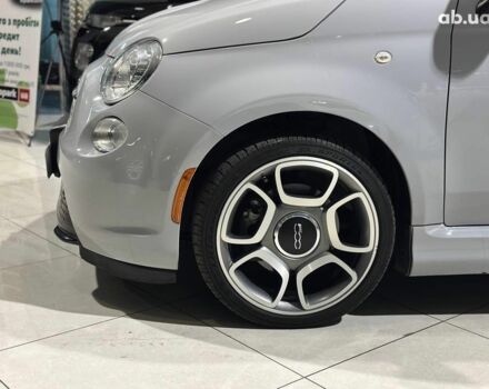 Білий Фіат 500, об'ємом двигуна 0 л та пробігом 80 тис. км за 9440 $, фото 11 на Automoto.ua