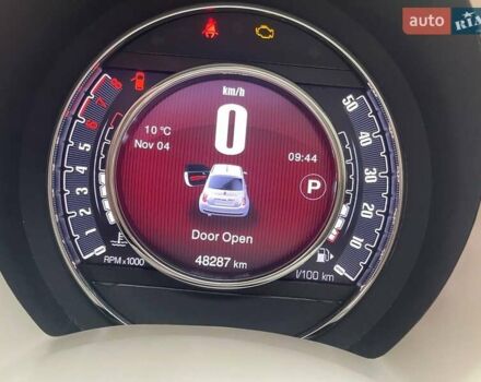 Белый Фиат 500, объемом двигателя 1.4 л и пробегом 48 тыс. км за 11500 $, фото 14 на Automoto.ua